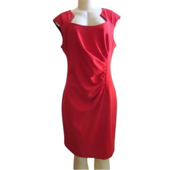 Ellen Tracy Red Ruched Shift Dress. Size 10. - Picture 2 of 10